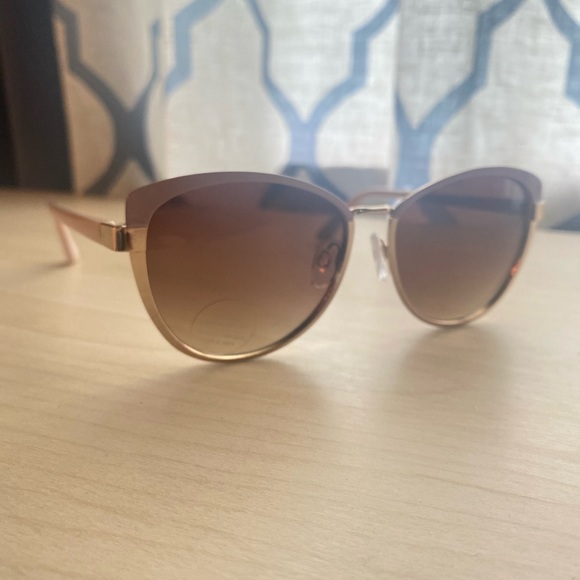 Cat Eye Enamel Sunglasses - Picture 2 of 3